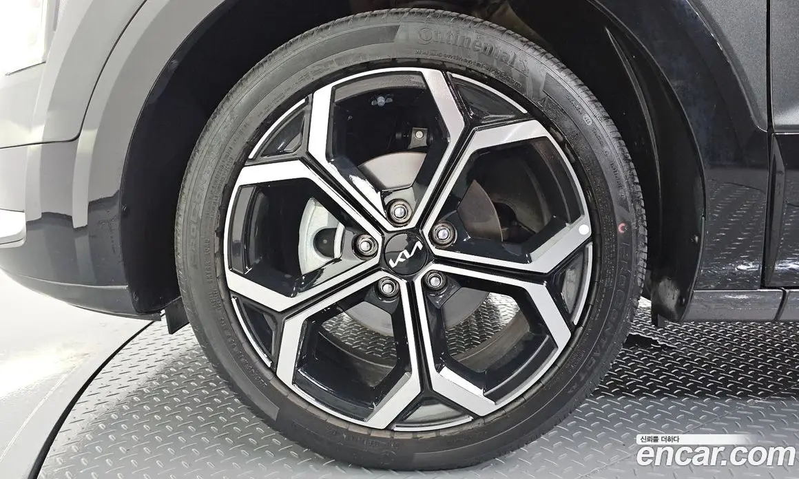 Kia Niro 2023 1.6 автомат (гидро), фото 4