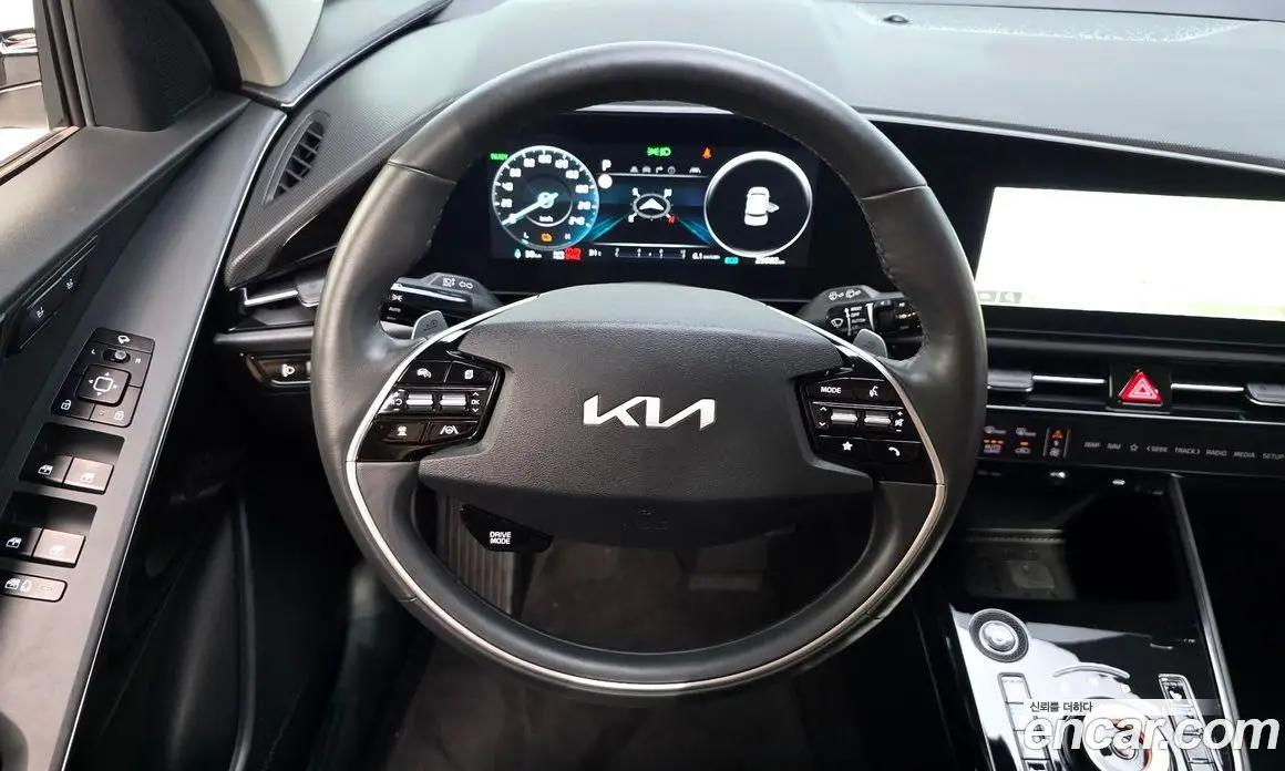 Kia Niro 2023 0.2 автомат (гидро), фото 20