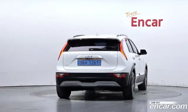 Kia Niro 2023 0.2 автомат (гидро), миниатюра 4
