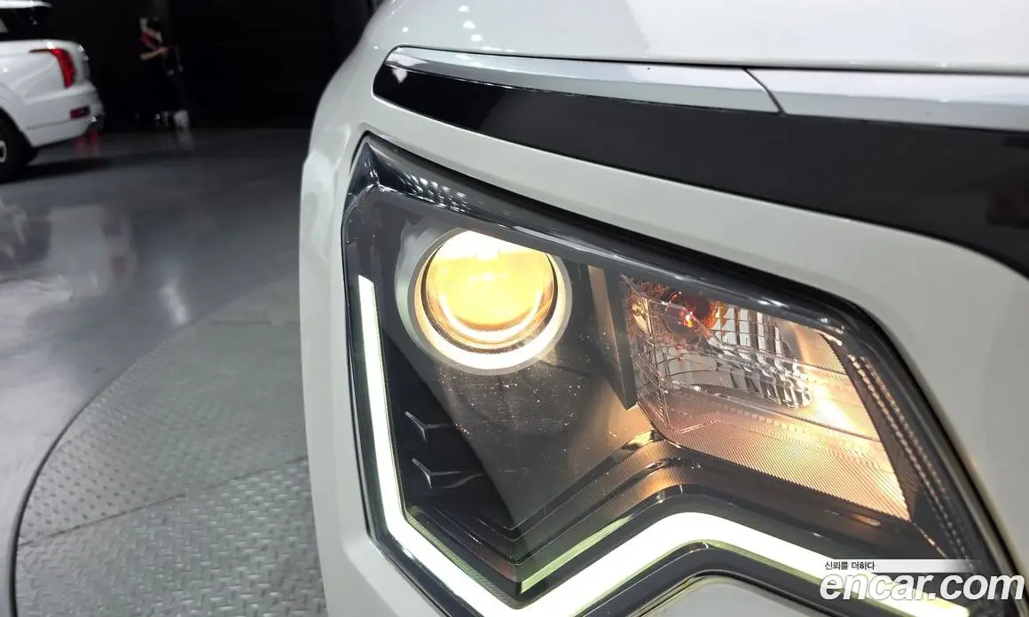 Kia Niro 2023 0.2 автомат (гидро), фото 8