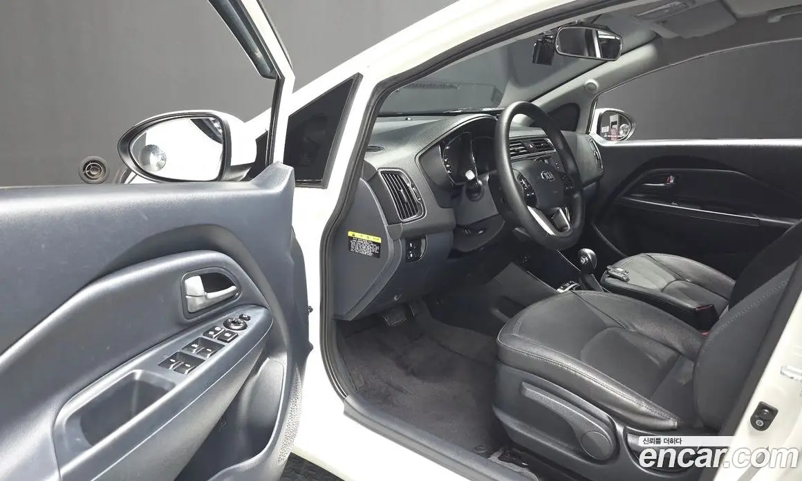 Kia Pride 2016 1.4 автомат (гидро), фото 17 Kia Pride 2016 1.4 автомат (гидро), фото 17