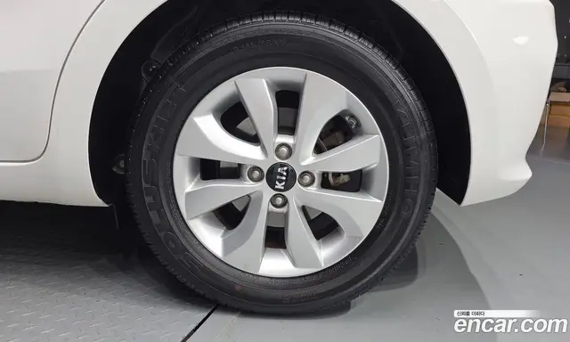 Kia Pride 2016 1.4 автомат (гидро), миниатюра 7 Kia Pride 2016 1.4 автомат (гидро), миниатюра 7