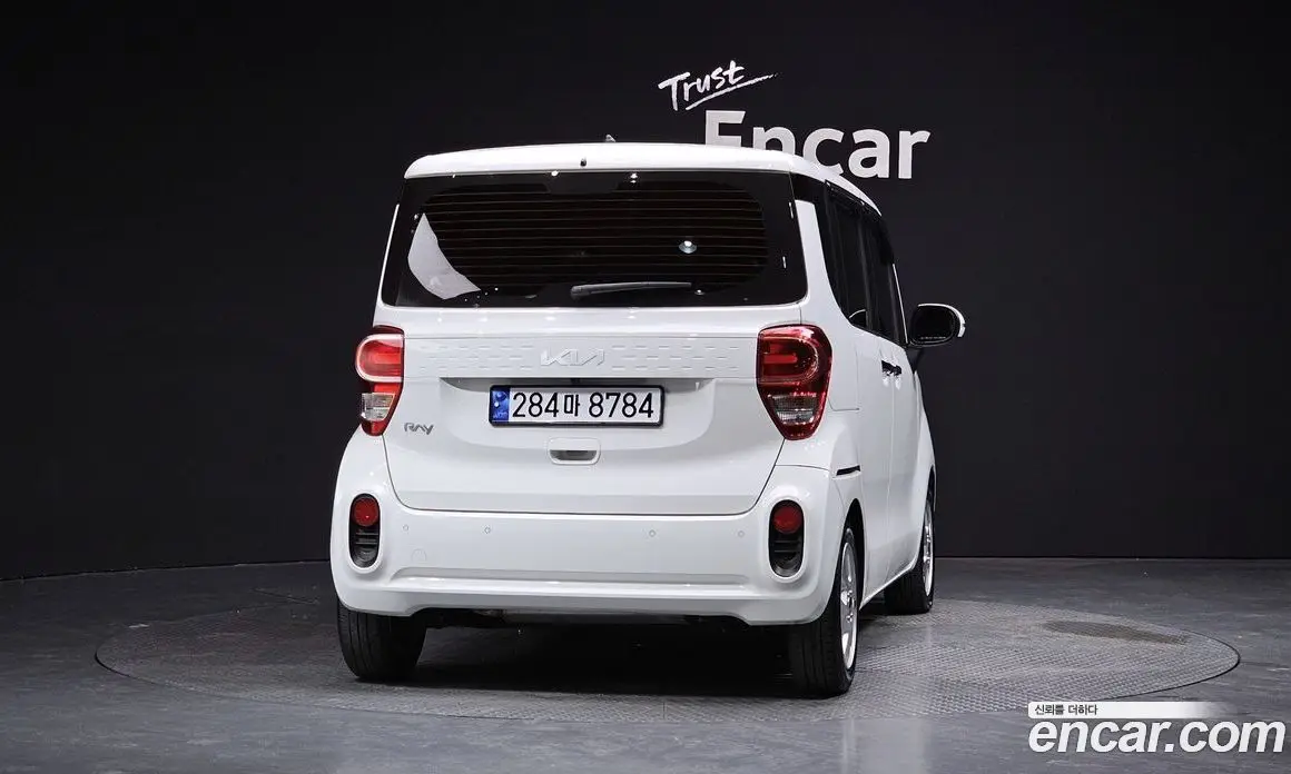 Kia Ray 2022 1.0 автомат (гидро), фото 3