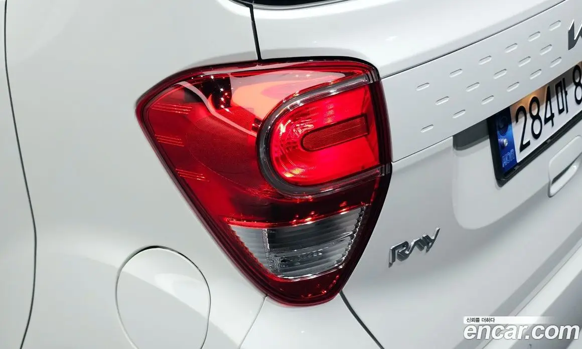 Kia Ray 2022 1.0 автомат (гидро), фото 8