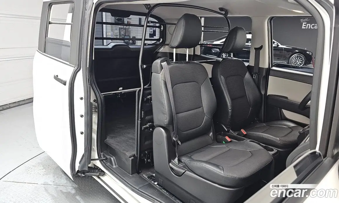 Kia Ray 2022 1.0 автомат (гидро), фото 18