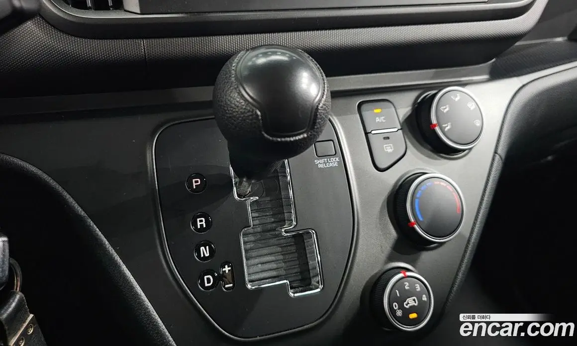 Kia Ray 2022 1.0 автомат (гидро), фото 12 Kia Ray 2022 1.0 автомат (гидро), фото 12