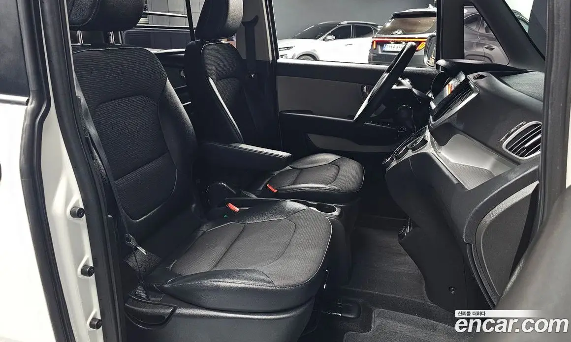 Kia Ray 2022 1.0 автомат (гидро), фото 17