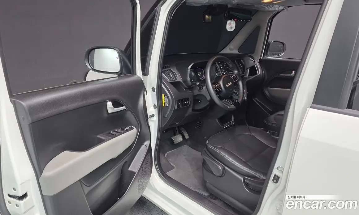 Kia Ray 2024 1.0 автомат (гидро), фото 13