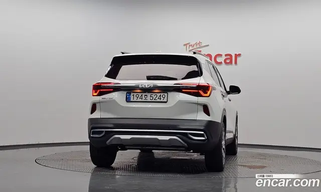 Kia Seltos 2022 1.6 автомат (гидро), миниатюра 4 Kia Seltos 2022 1.6 автомат (гидро), миниатюра 4