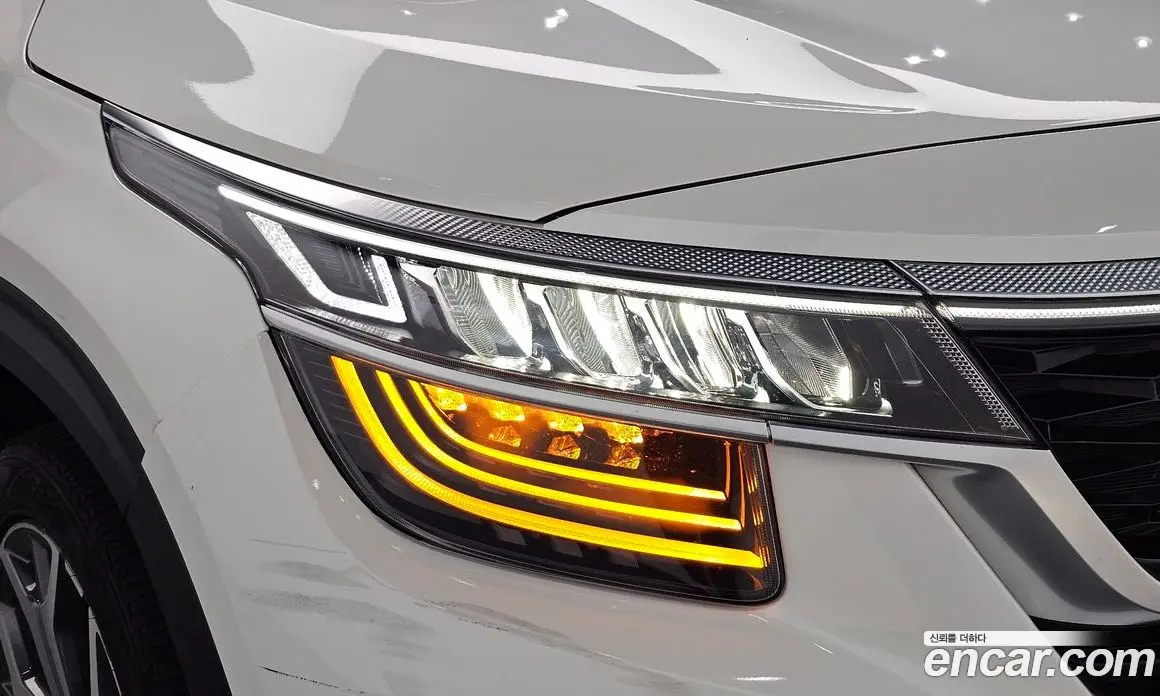 Kia Seltos 2022 1.6 автомат (гидро), фото 8 Kia Seltos 2022 1.6 автомат (гидро), фото 8
