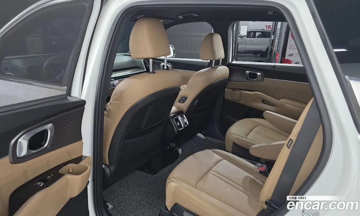 Kia Sorento 2024 1.6 автомат (гидро), фото 16