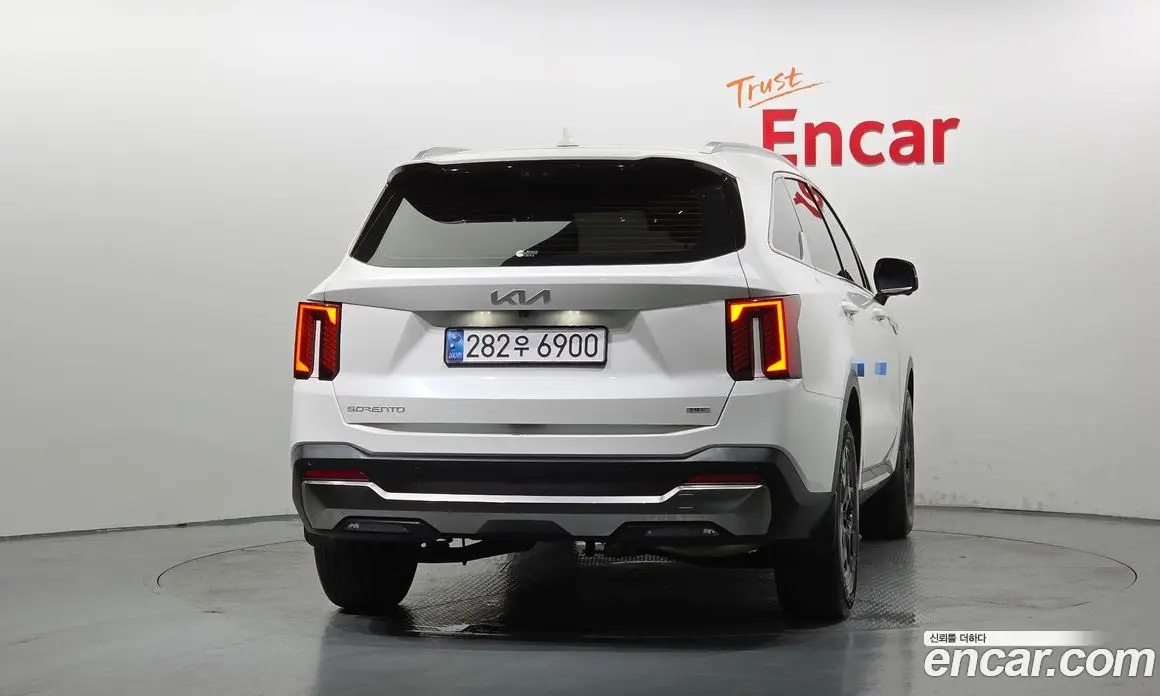 Kia Sorento 2024 1.6 автомат (гидро), фото 4