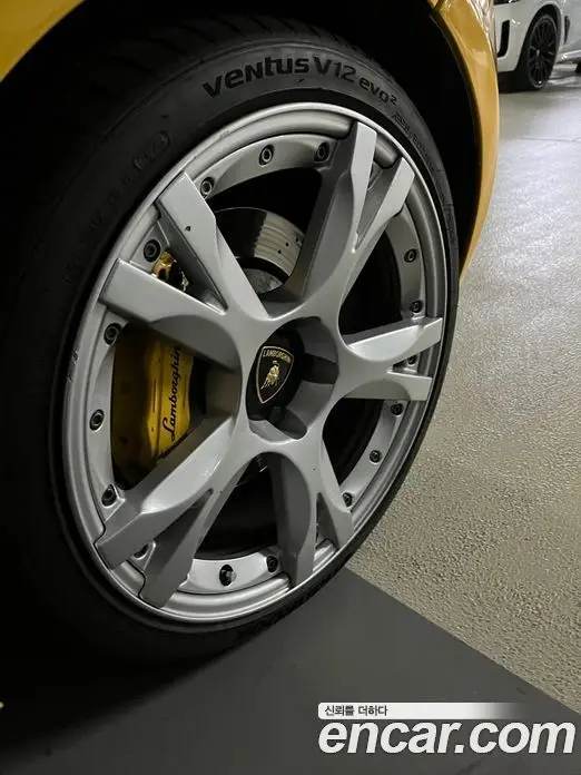 Lamborghini Gallardo 2006 5.0 автомат (робот), миниатюра 3 Lamborghini Gallardo 2006 5.0 автомат (робот), миниатюра 3