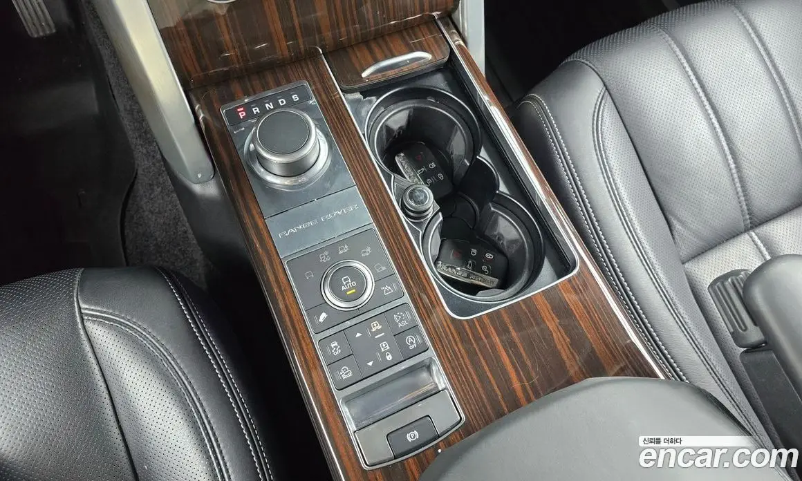Land Rover Range Rover 2016 4.4 автомат (гидро), фото 12