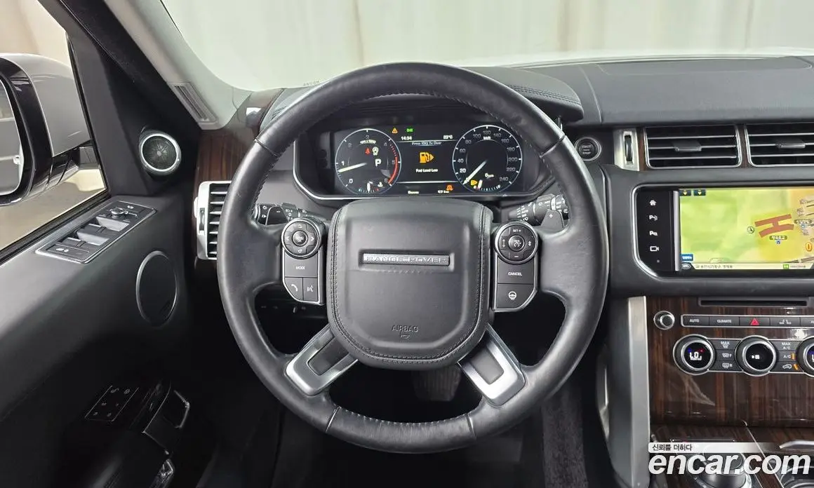 Land Rover Range Rover 2016 4.4 автомат (гидро), фото 20