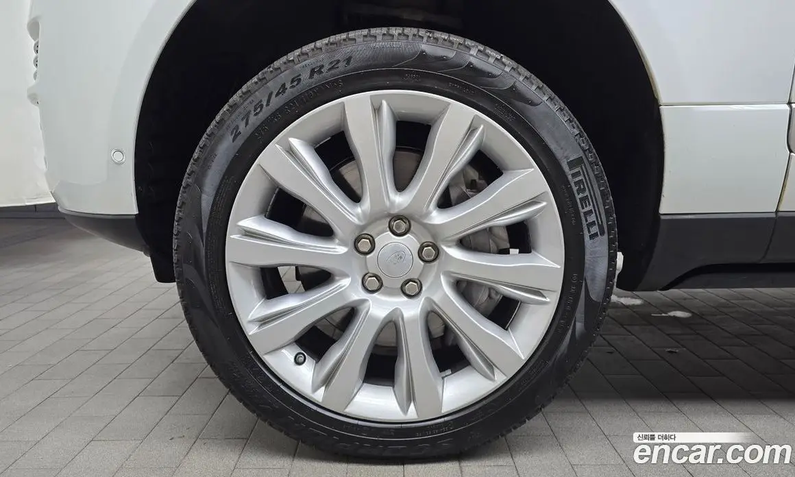 Land Rover Range Rover 2016 4.4 автомат (гидро), фото 5