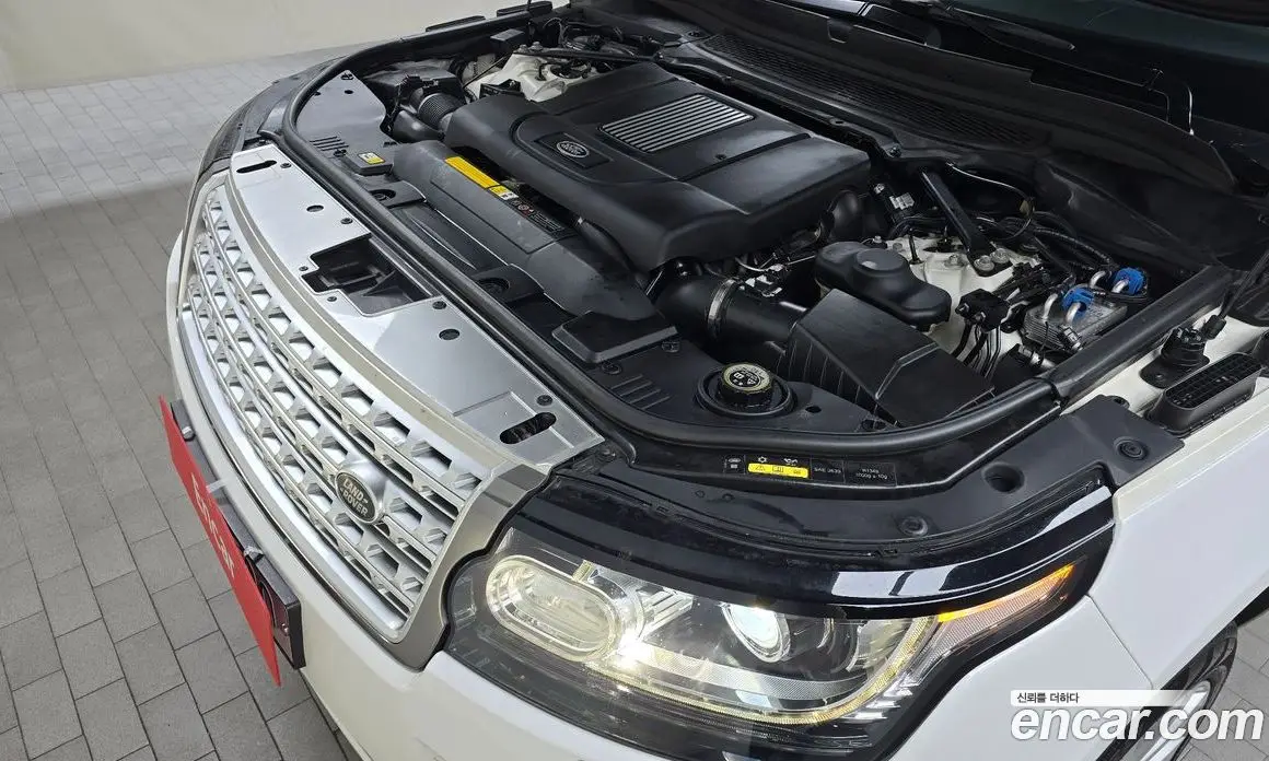 Land Rover Range Rover 2016 4.4 автомат (гидро), фото 6