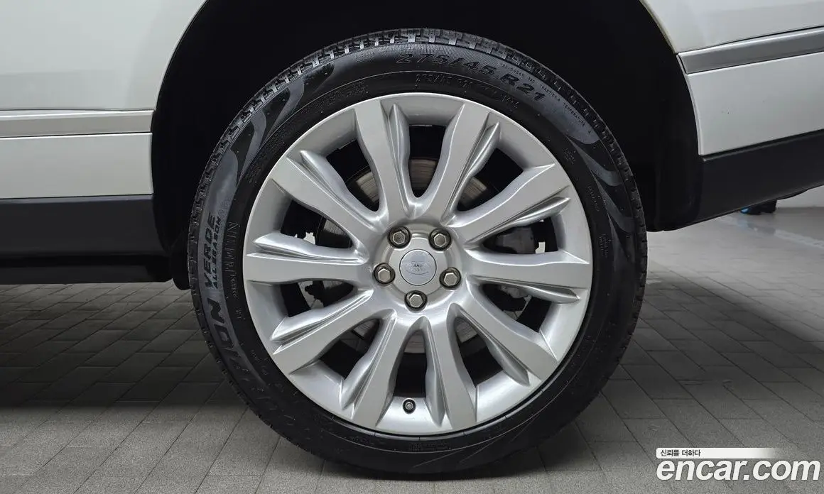 Land Rover Range Rover 2016 4.4 автомат (гидро), фото 7