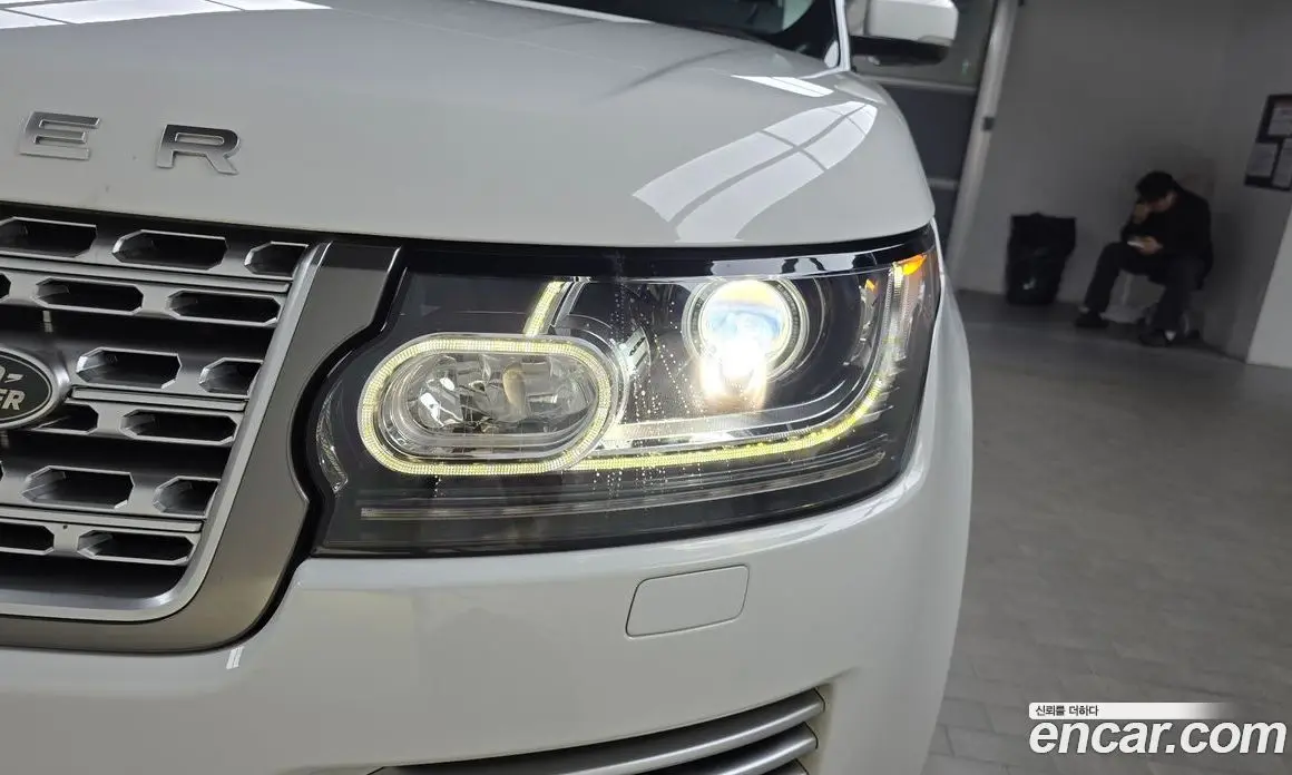 Land Rover Range Rover 2016 4.4 автомат (гидро), фото 8