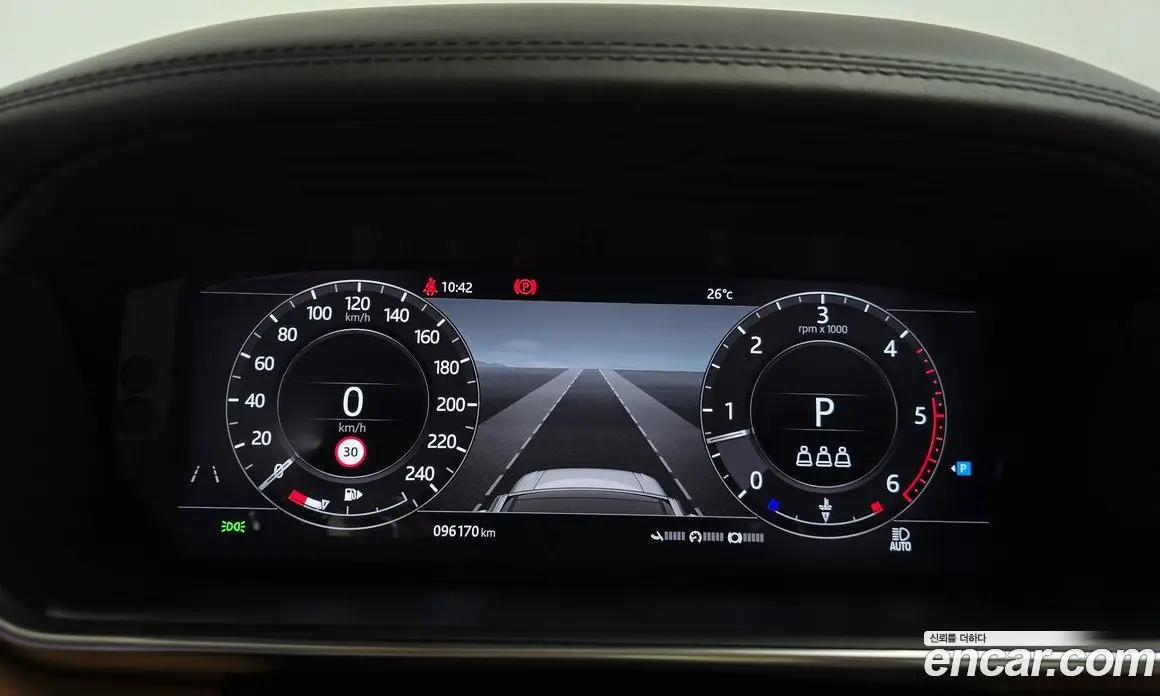 Land Rover Range Rover 2018 4.4 автомат (гидро), фото 11