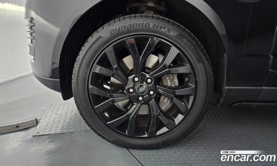 Land Rover Range Rover 2018 4.4 автомат (гидро), фото 5