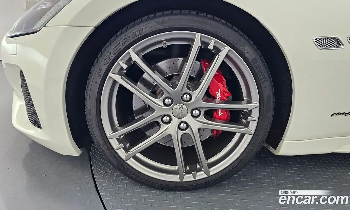 Maserati GranTurismo 2019 4.7 автомат (гидро), фото 4