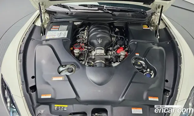 Maserati GranTurismo 2019 4.7 автомат (гидро), миниатюра 5