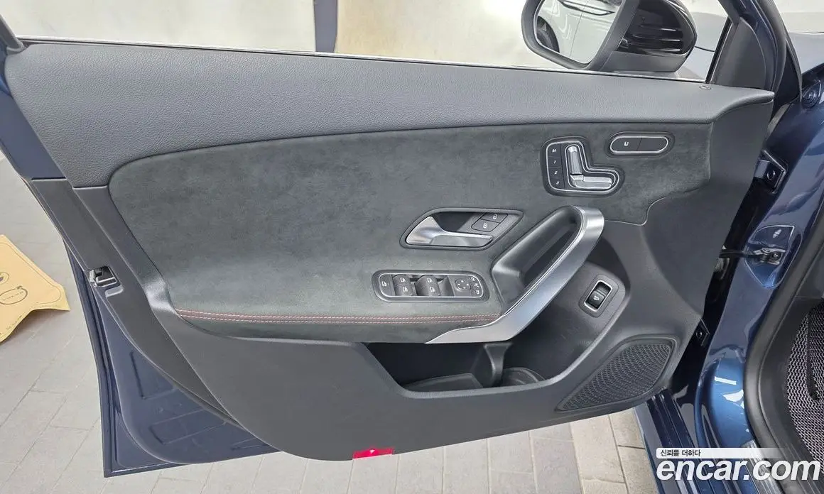Mercedes-Benz A-Class 2021 2.0 автомат (гидро), фото 14