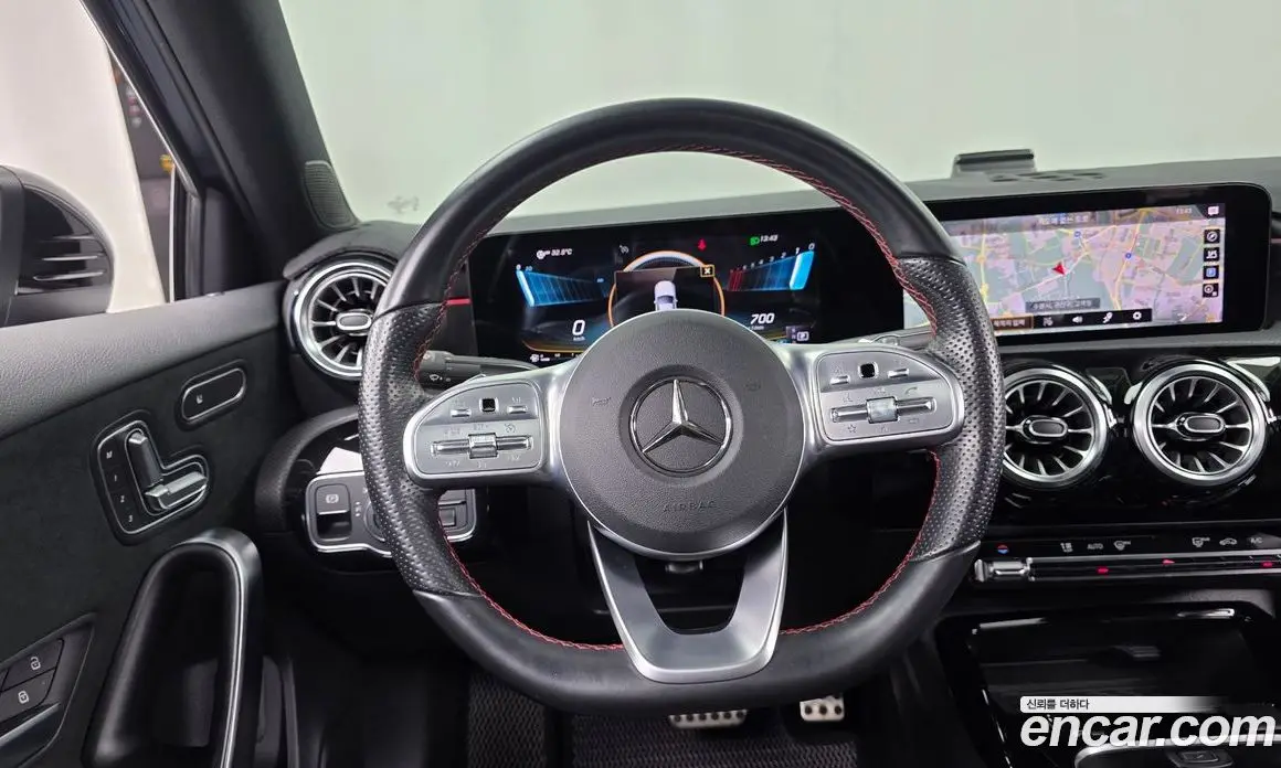 Mercedes-Benz A-Class 2021 2.0 автомат (гидро), фото 18