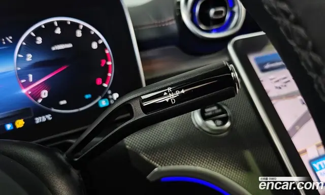 Mercedes-Benz C-Class 2023 2.0 автомат (гидро), миниатюра 12