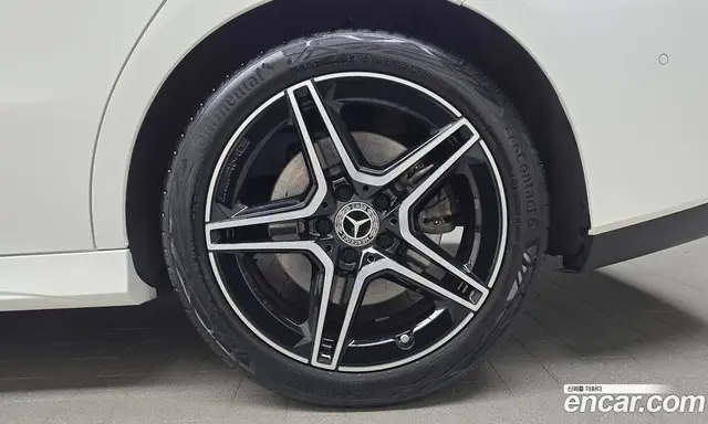 Mercedes-Benz CLA-Class 2023 2.0 автомат (гидро), миниатюра 6 Mercedes-Benz CLA-Class 2023 2.0 автомат (гидро), миниатюра 6