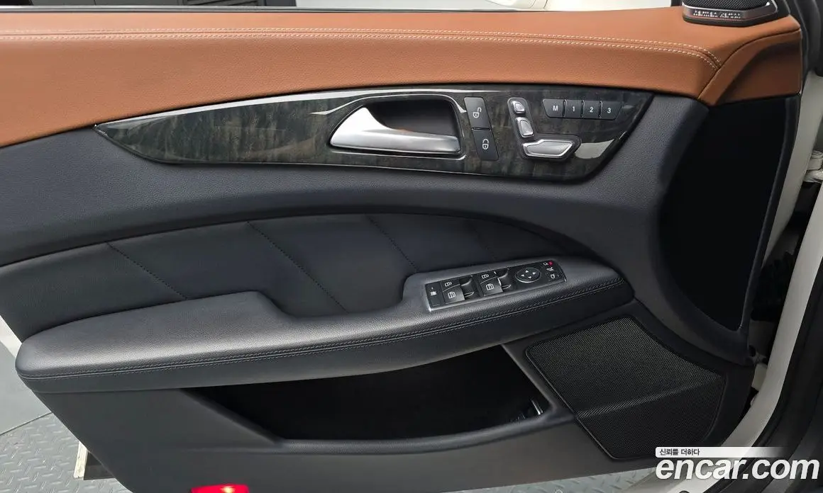 Mercedes-Benz CLS-Class 2017 3.0 автомат (гидро), фото 13 Mercedes-Benz CLS-Class 2017 3.0 автомат (гидро), фото 13