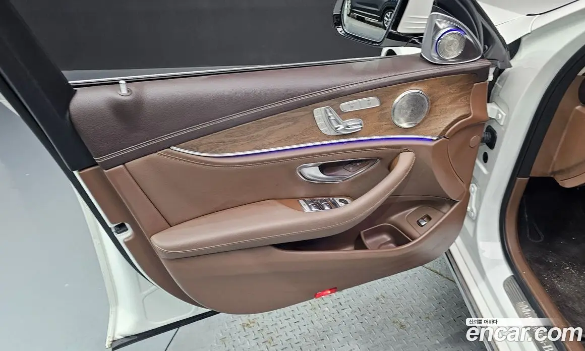 Mercedes-Benz E-Class 2017 1.9 автомат (гидро), фото 14