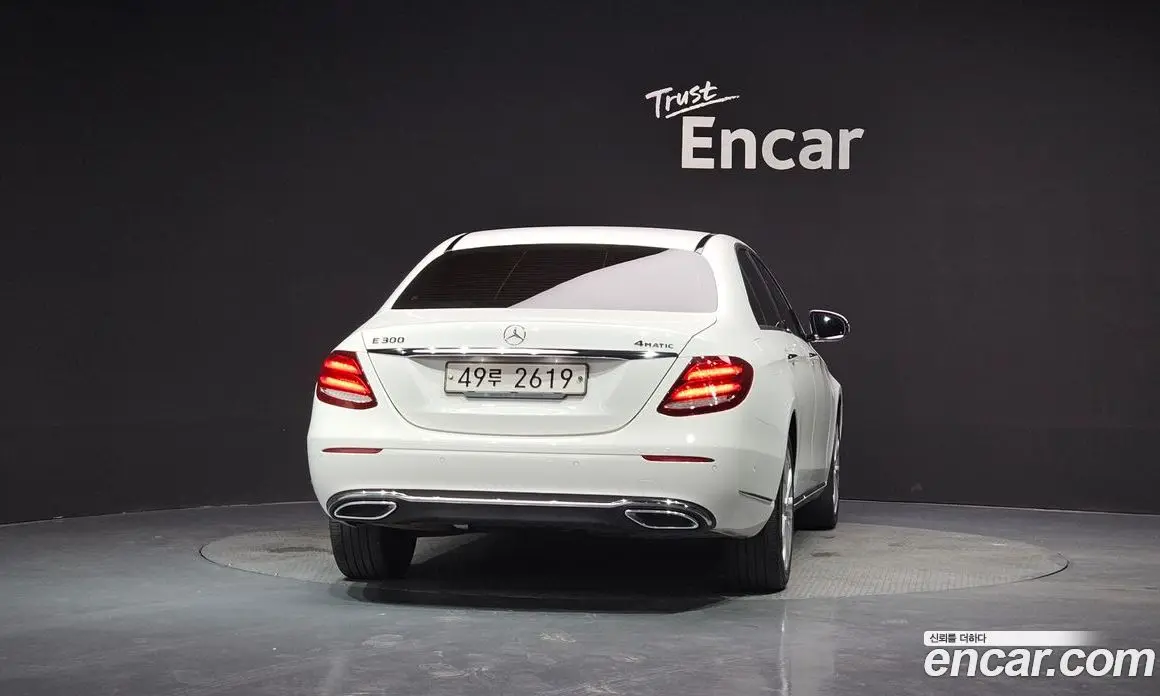 Mercedes-Benz E-Class 2017 1.9 автомат (гидро), фото 4