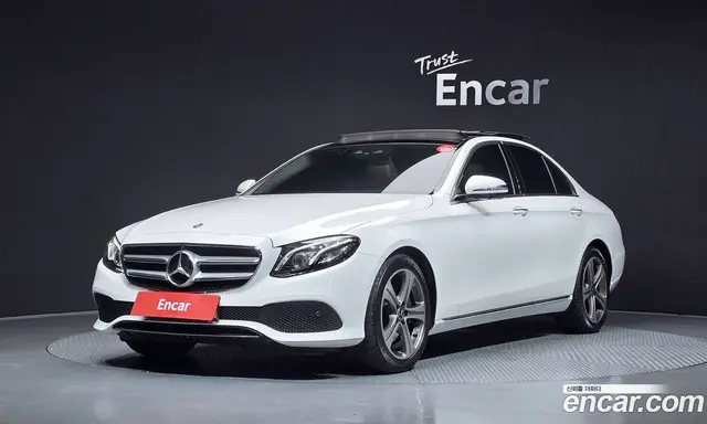 Mercedes-Benz E-Class, 2018, 32 176 км