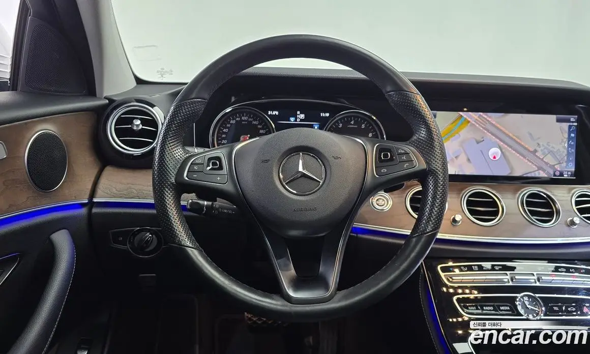 Mercedes-Benz E-Class 2018 2.0 автомат (гидро), фото 18 Mercedes-Benz E-Class 2018 2.0 автомат (гидро), фото 18