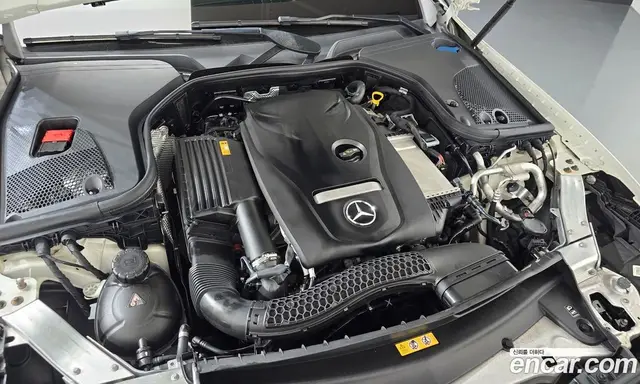 Mercedes-Benz E-Class 2018 2.0 автомат (гидро), миниатюра 6 Mercedes-Benz E-Class 2018 2.0 автомат (гидро), миниатюра 6