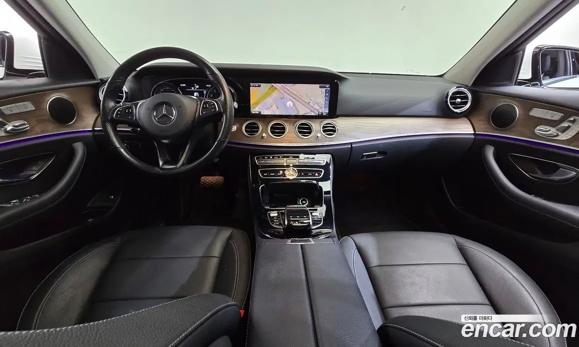Mercedes-Benz E-Class 2018 2.0 автомат (гидро), фото 10 Mercedes-Benz E-Class 2018 2.0 автомат (гидро), фото 10