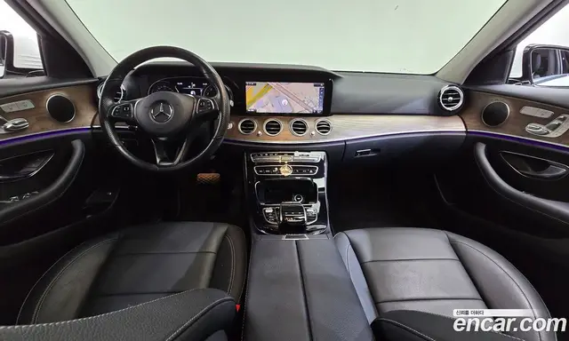 Mercedes-Benz E-Class 2018 2.0 автомат (гидро), миниатюра 10 Mercedes-Benz E-Class 2018 2.0 автомат (гидро), миниатюра 10