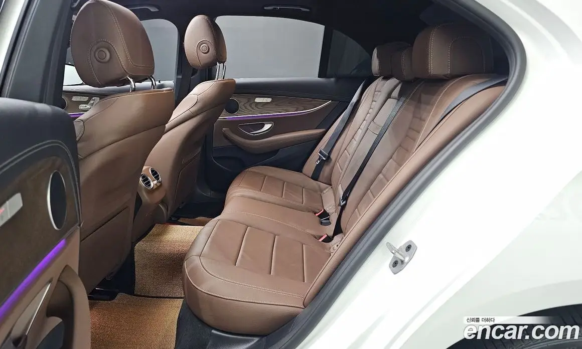 Mercedes-Benz E-Class 2021 2.0 автомат (гидро), фото 17 Mercedes-Benz E-Class 2021 2.0 автомат (гидро), фото 17