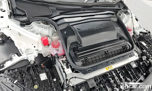 Mercedes-Benz EQE 2023 0.3 автомат (гидро), миниатюра 6 Mercedes-Benz EQE 2023 0.3 автомат (гидро), миниатюра 6