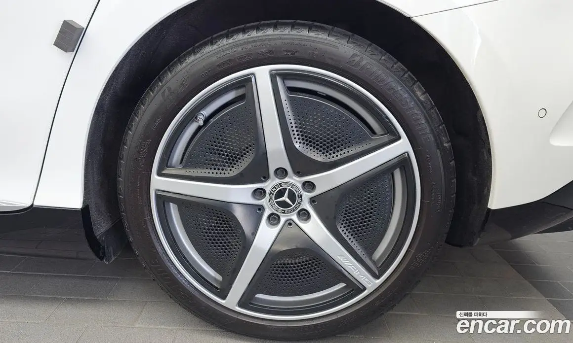 Mercedes-Benz EQE 2023 0.3 автомат (гидро), фото 7 Mercedes-Benz EQE 2023 0.3 автомат (гидро), фото 7