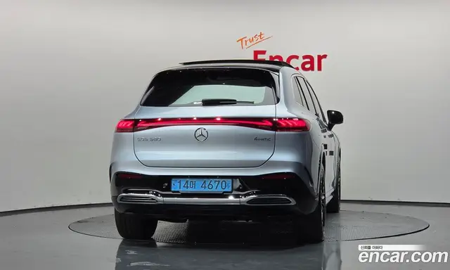 Mercedes-Benz EQS 2023 0.3 автомат (гидро), миниатюра 4