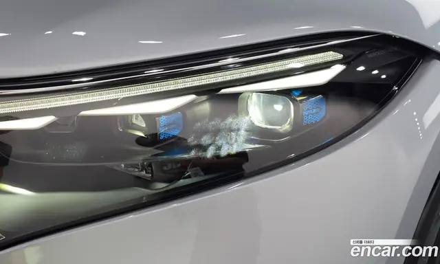 Mercedes-Benz EQS 2023 0.3 автомат (гидро), миниатюра 8