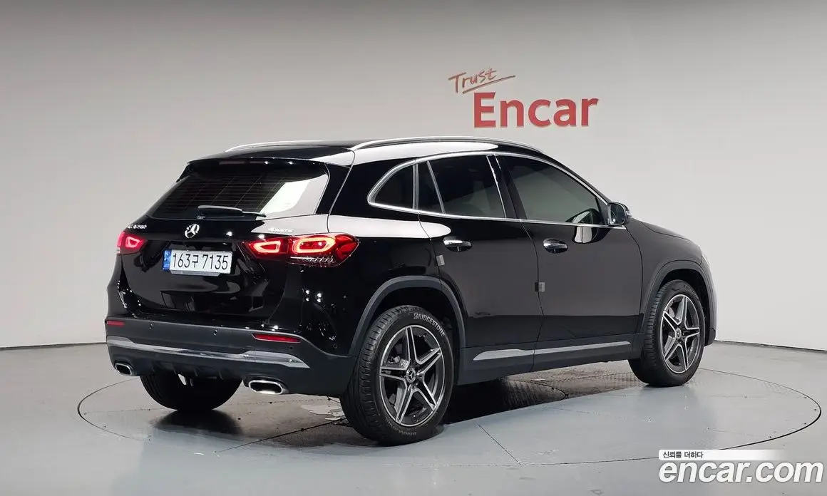 Mercedes-Benz GLA-Class 2020 2.0 автомат (гидро), фото 1 Mercedes-Benz GLA-Class 2020 2.0 автомат (гидро), фото 1