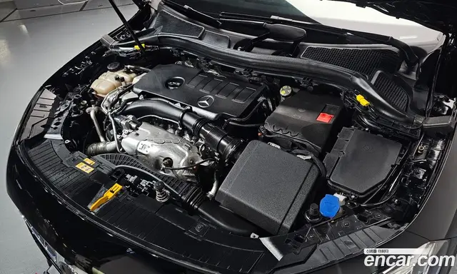 Mercedes-Benz GLA-Class 2020 2.0 автомат (гидро), миниатюра 5 Mercedes-Benz GLA-Class 2020 2.0 автомат (гидро), миниатюра 5