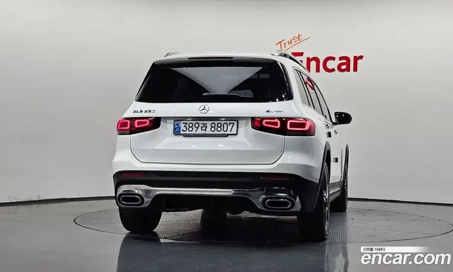 Mercedes-Benz GLB-Class 2022 2.0 автомат (гидро), миниатюра 3 Mercedes-Benz GLB-Class 2022 2.0 автомат (гидро), миниатюра 3