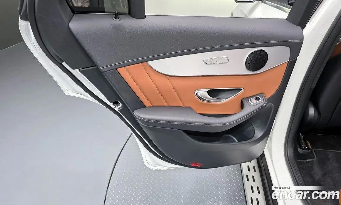 Mercedes-Benz GLC-Class 2022 2.0 автомат (гидро), фото 15