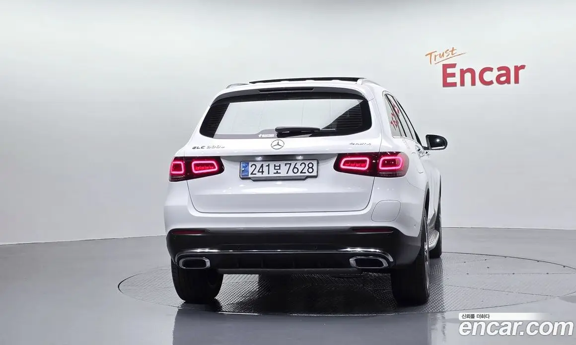 Mercedes-Benz GLC-Class 2022 2.0 автомат (гидро), фото 4