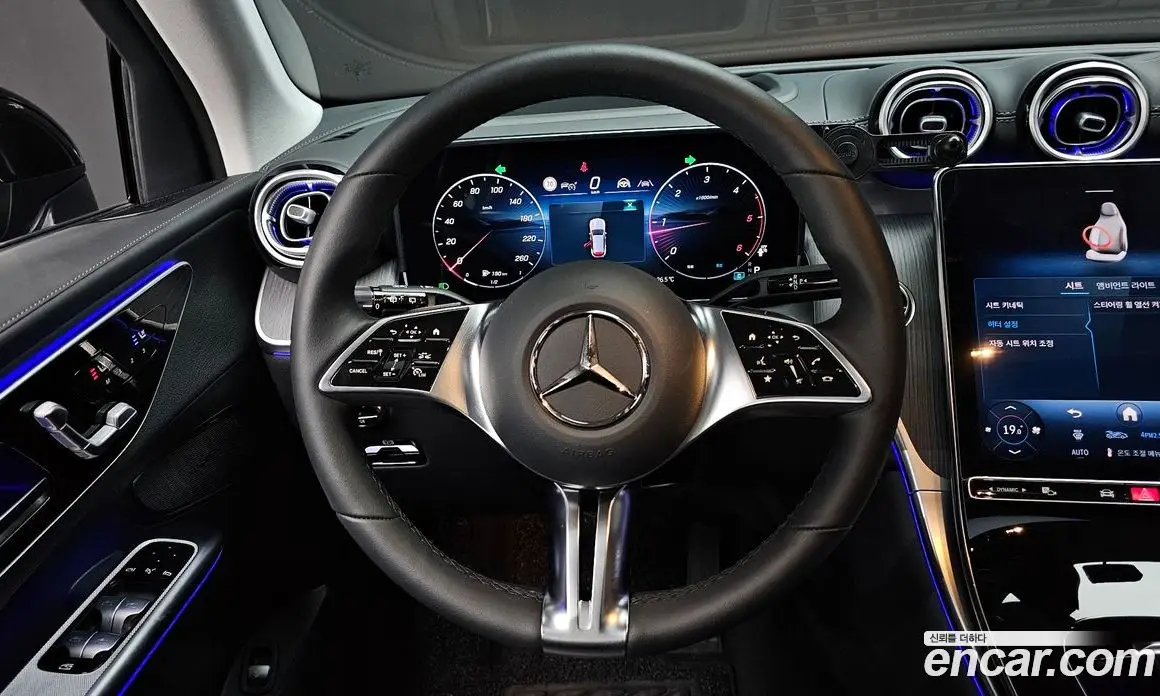 Mercedes-Benz GLC-Class 2025 2.0 автомат (гидро), фото 19 Mercedes-Benz GLC-Class 2025 2.0 автомат (гидро), фото 19